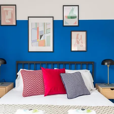 Pass The Keys Gorgeous Terrace Near Bishy Road 요크