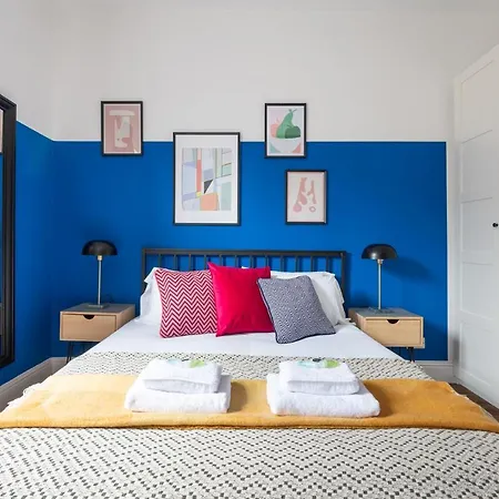 펜션 Pass The Keys Gorgeous Terrace Near Bishy Road